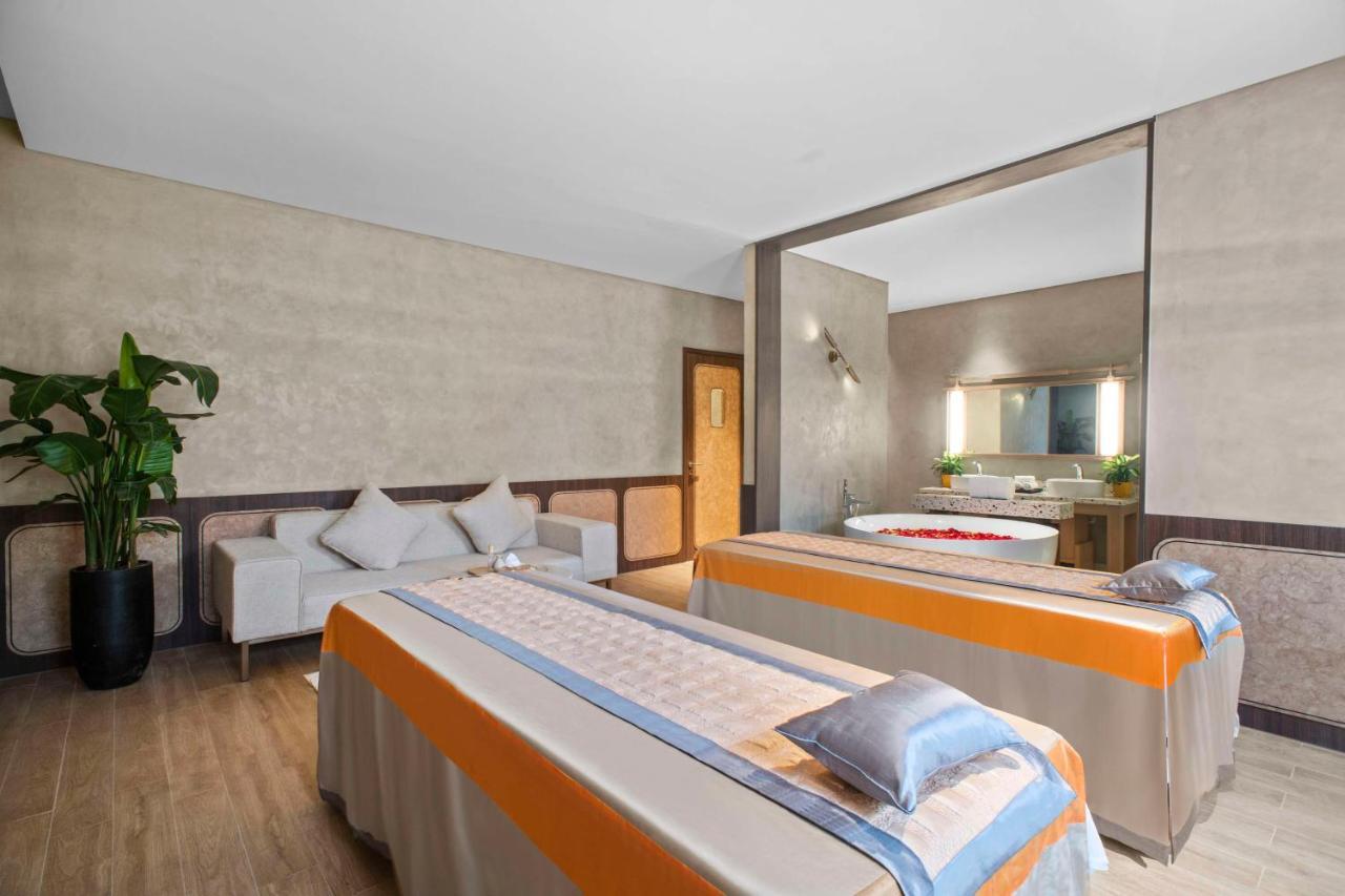 Angsana Ho Tram Hotel Buitenkant foto